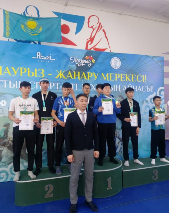 Асық атудың “Бес табан” сайысы